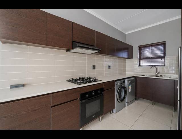 3 BEDROOM PROPERTY TO RENT IN GREENSTONE HILL